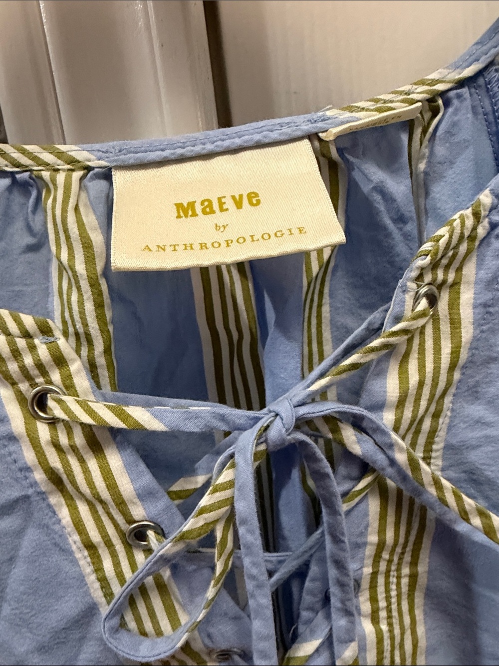 Anthropologie | Maeve short sleeve crossover v neck midi dress size medium - Picture 4 of 7